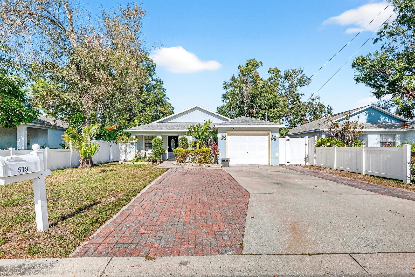 ELBERT COURT - Residential