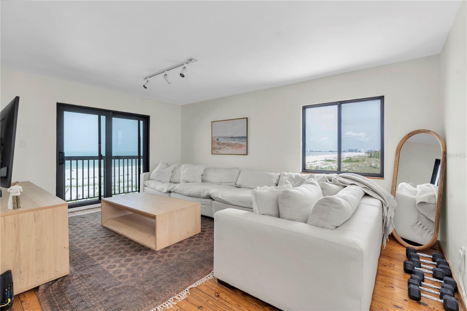 MARINA BAY OF ST PETERSBURG BEACH - Residential