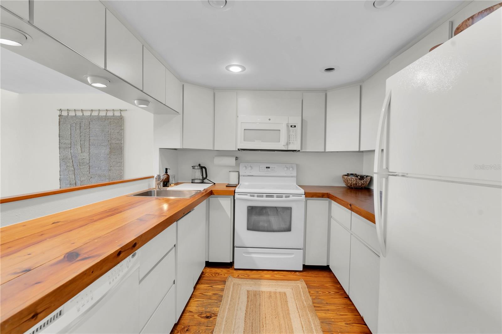 MARINA BAY OF ST PETERSBURG BEACH - Residential