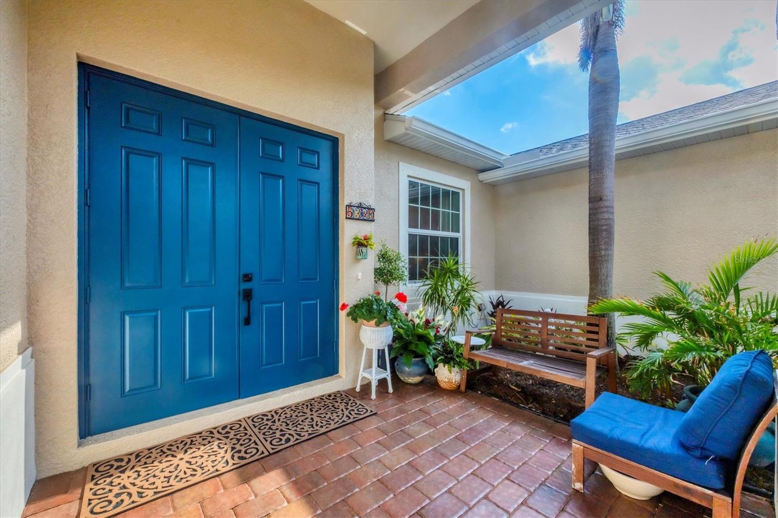 5320 LAYTON DRIVE