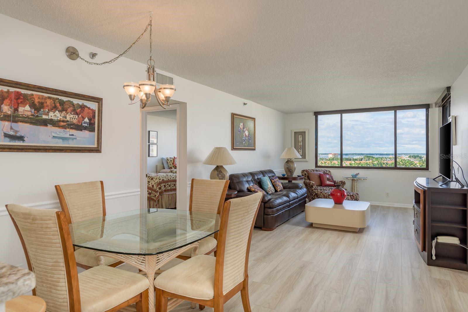 BAHIA DEL MAR IV - Residential