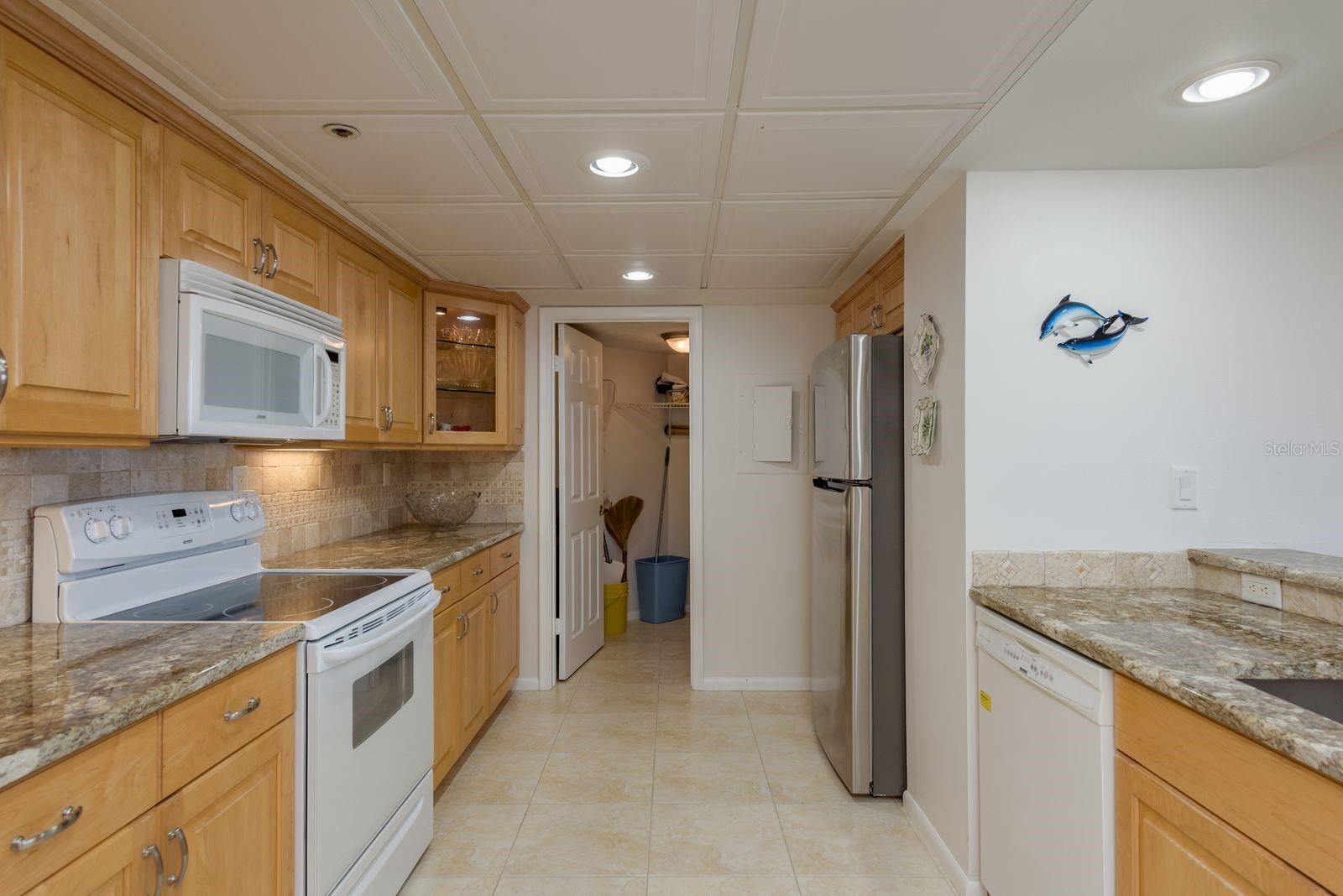 BAHIA DEL MAR IV - Residential