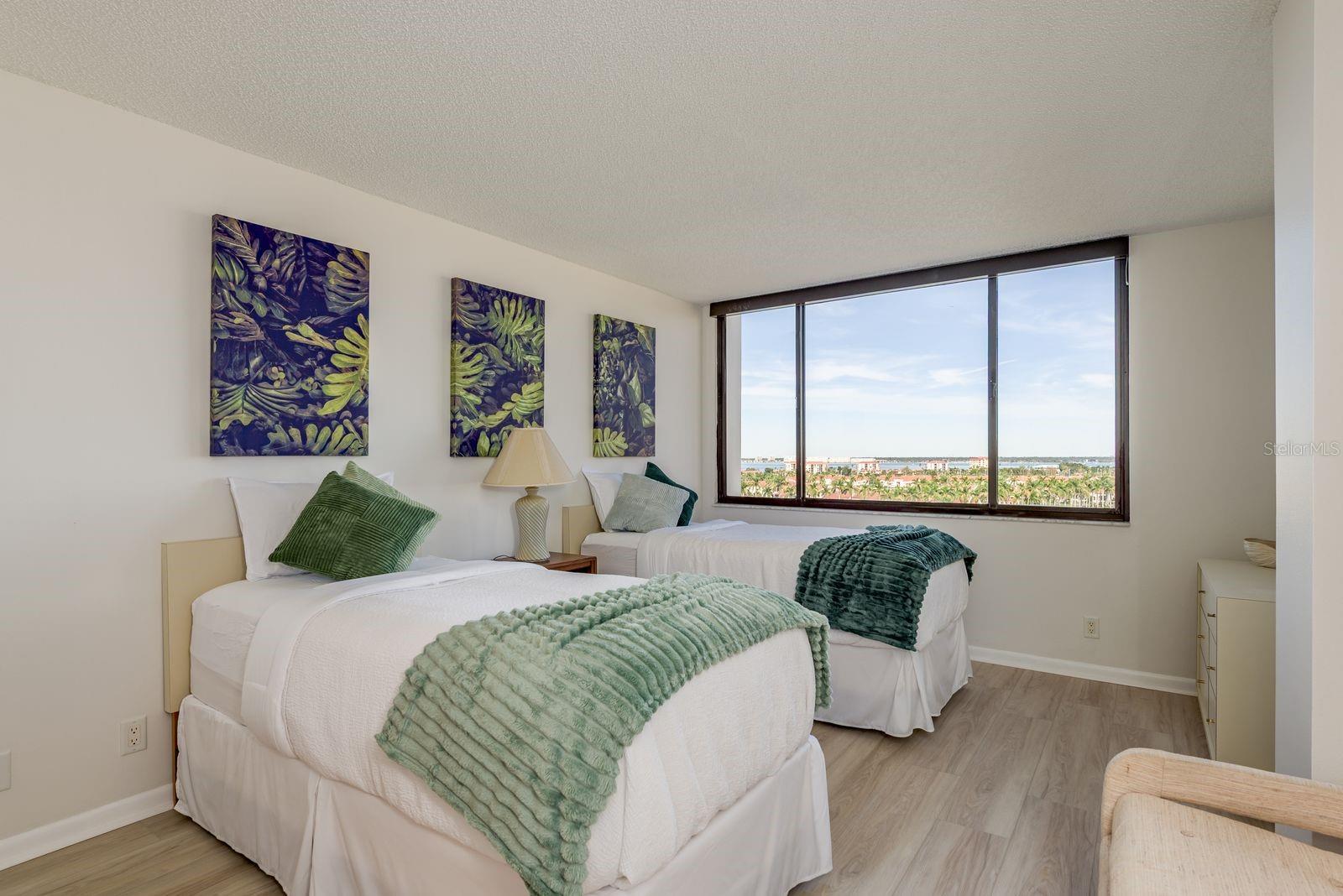 BAHIA DEL MAR IV - Residential