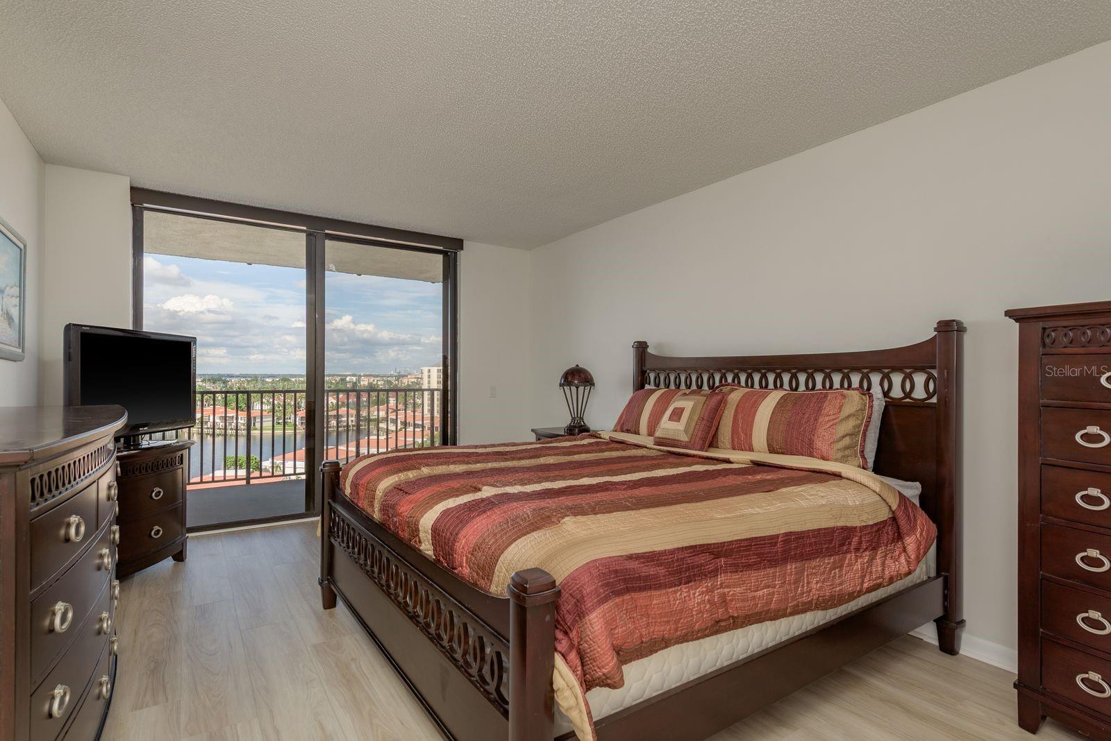 BAHIA DEL MAR IV - Residential