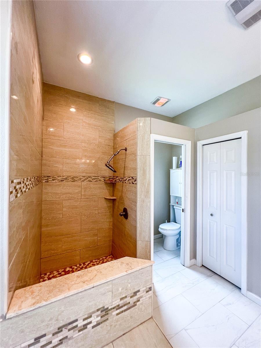 PROVIDENCE PLACE - Residential