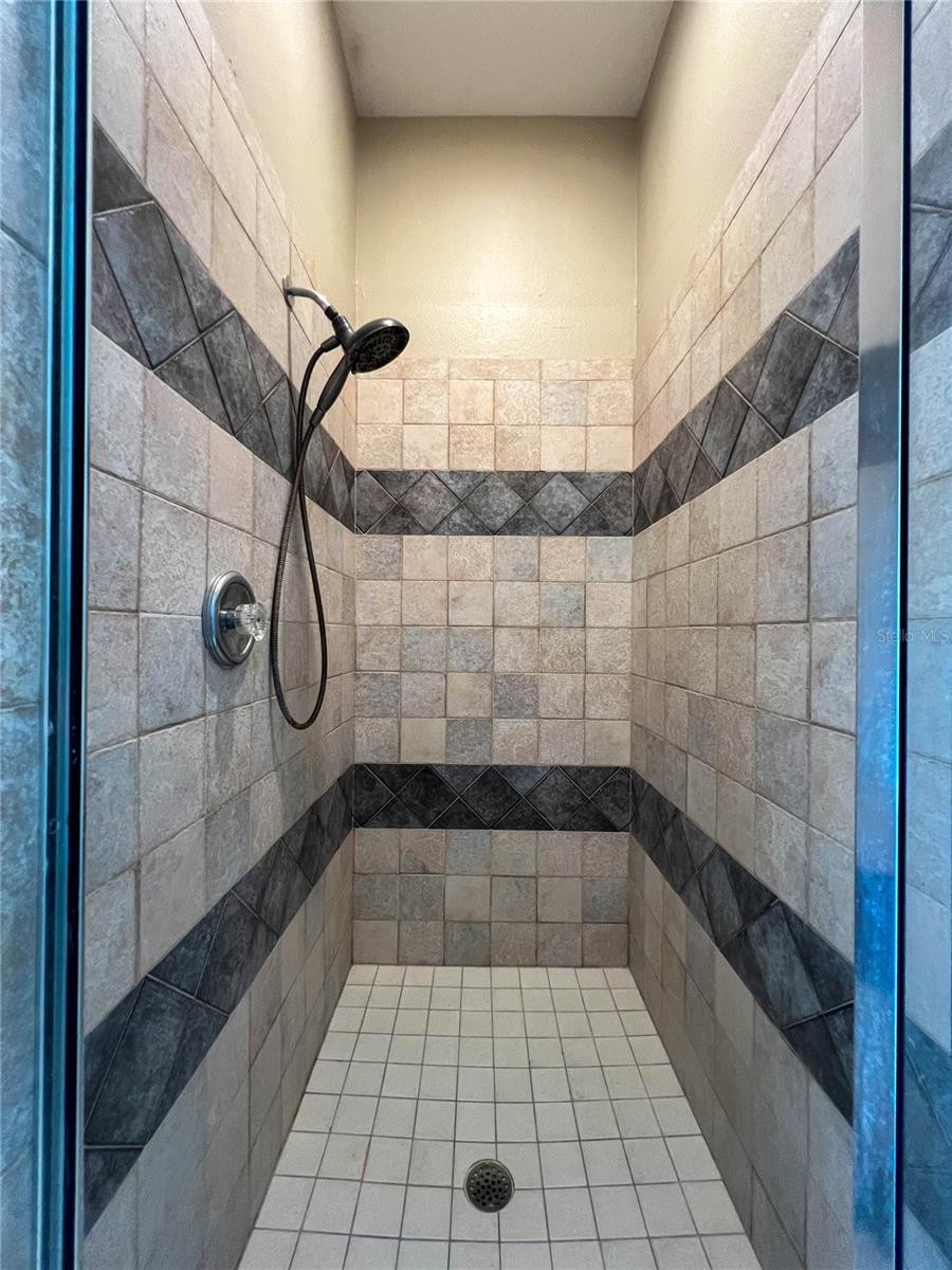PROVIDENCE PLACE - Residential