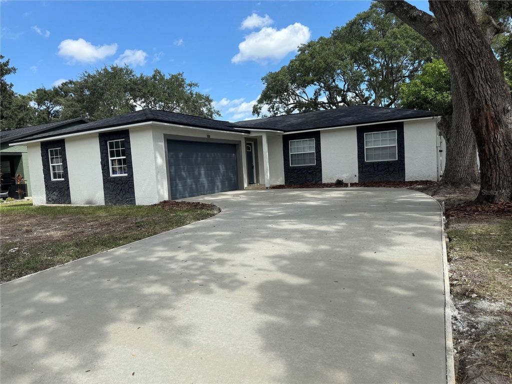 Photo of 2539 Christine Drive, Kissimmee, FL 34744 (MLS # O6340298)