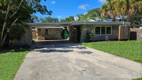 Single Family Residence in SEMINOLE FL 10951 61ST AVENUE.jpg