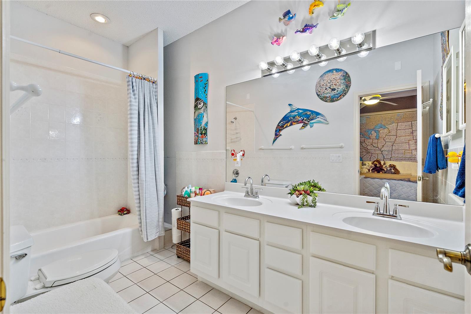 ANGLERS WHARF TWNHMS - Residential