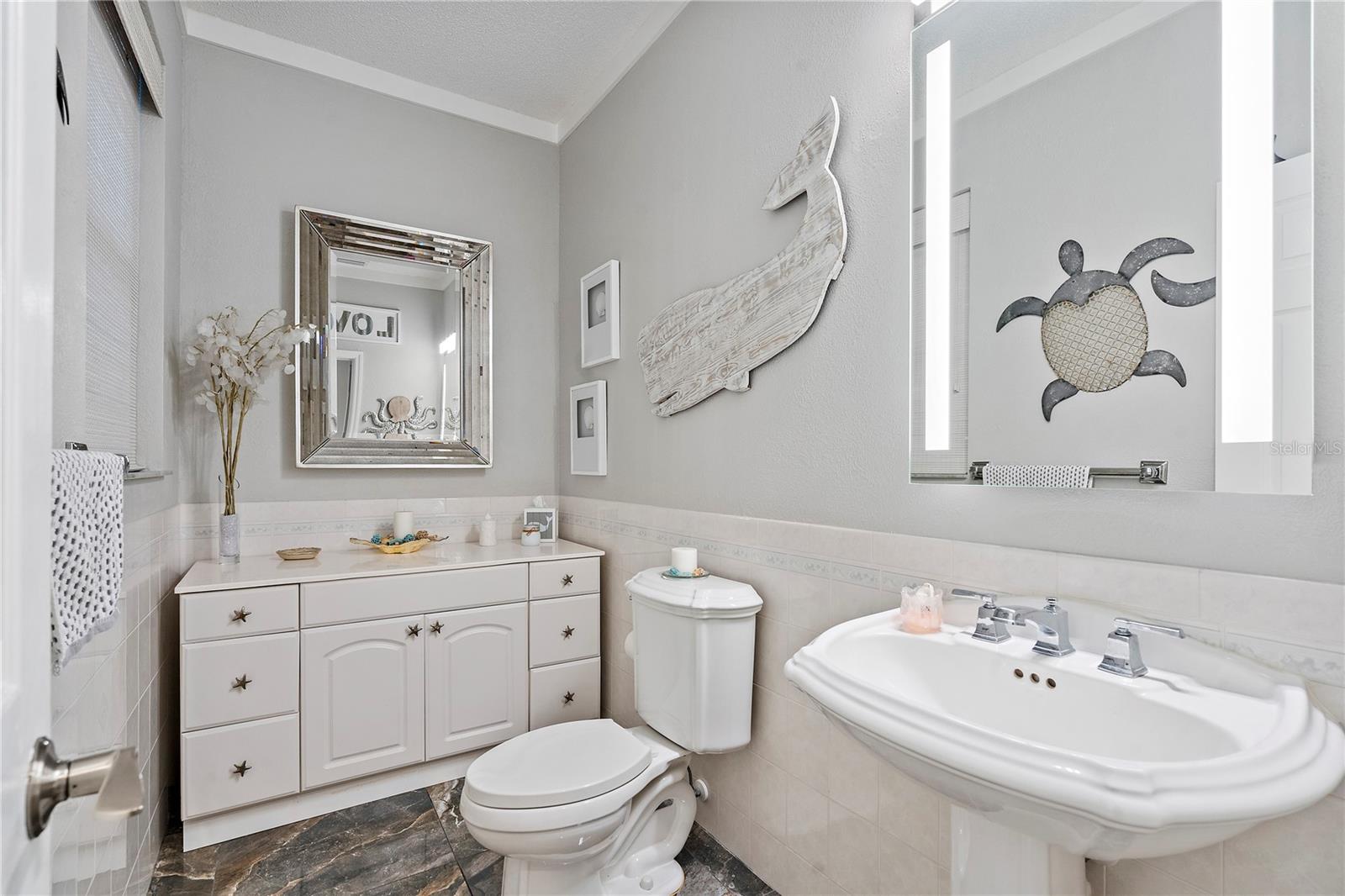 ANGLERS WHARF TWNHMS - Residential