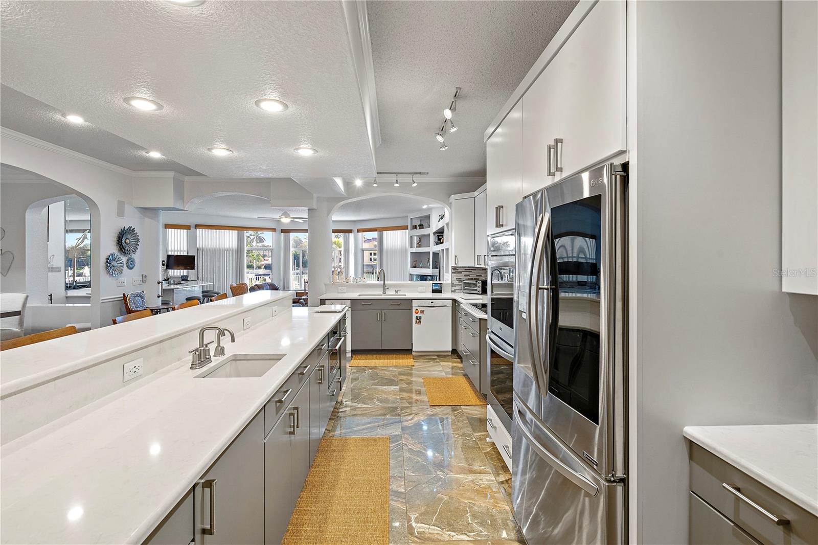 ANGLERS WHARF TWNHMS - Residential