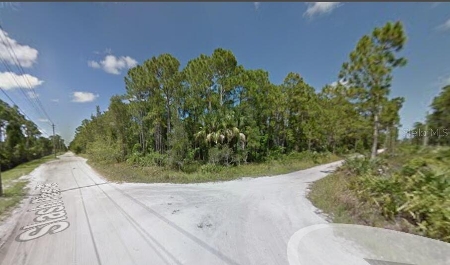 METES & BOUNDS - Land