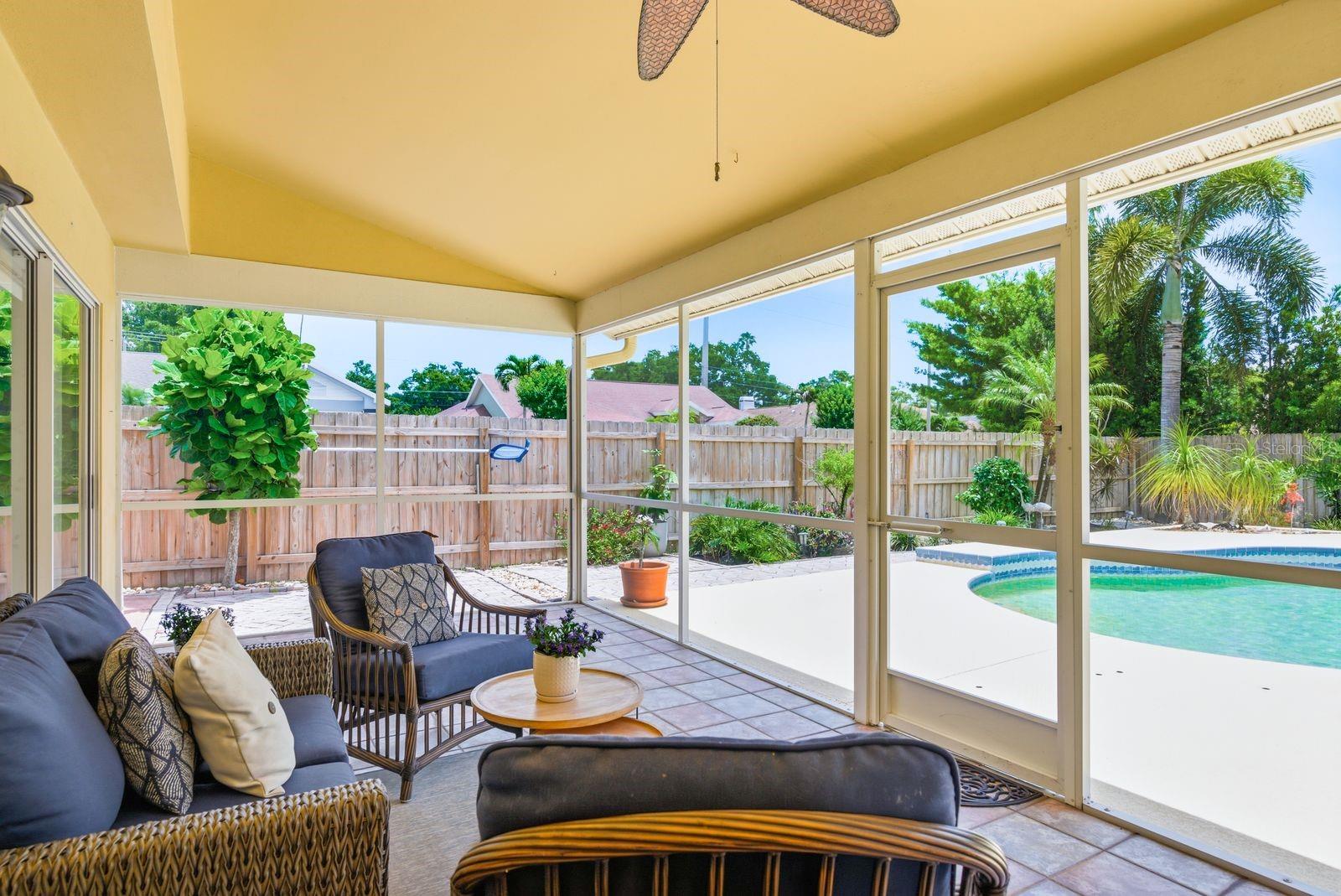 PIPERS MEADOW - Residential