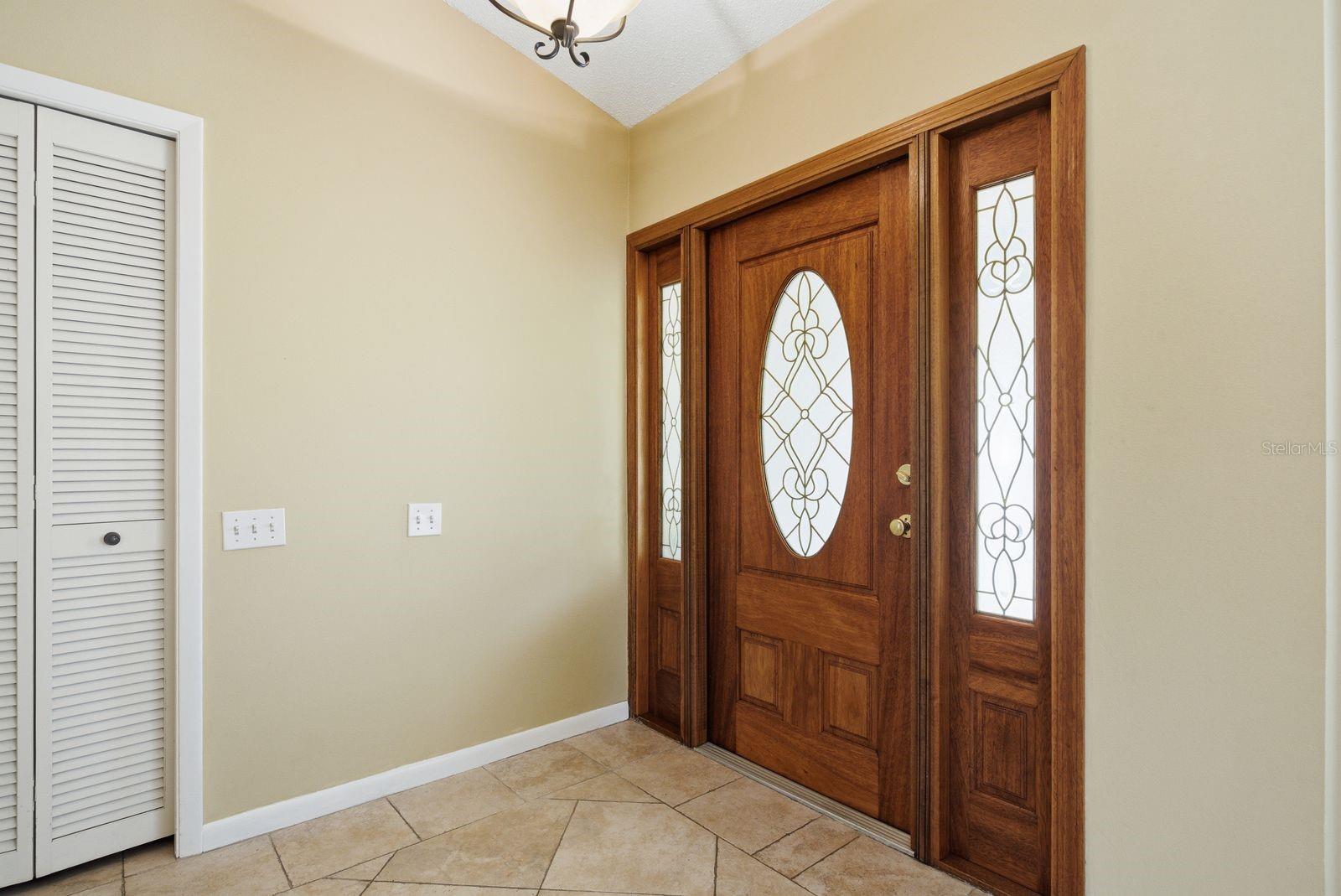 1856 WOOD THRUSH WAY