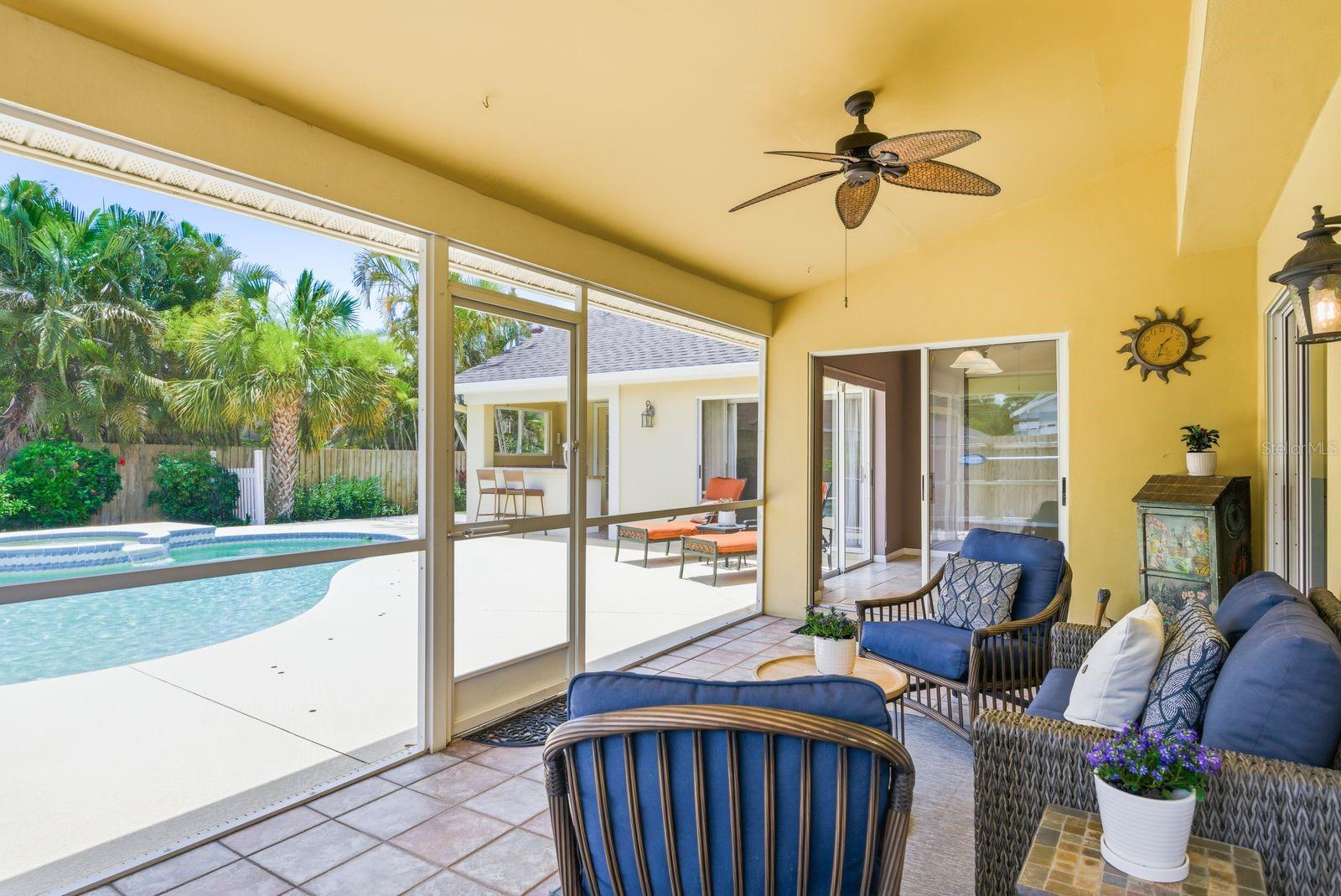 PIPERS MEADOW - Residential
