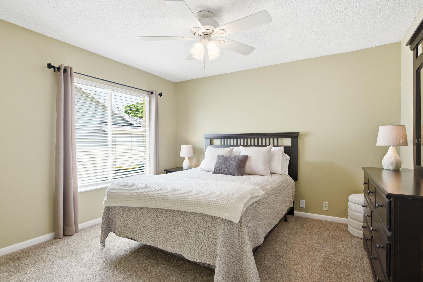 PIPERS MEADOW - Residential