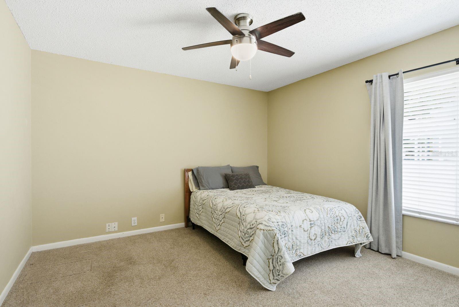 PIPERS MEADOW - Residential