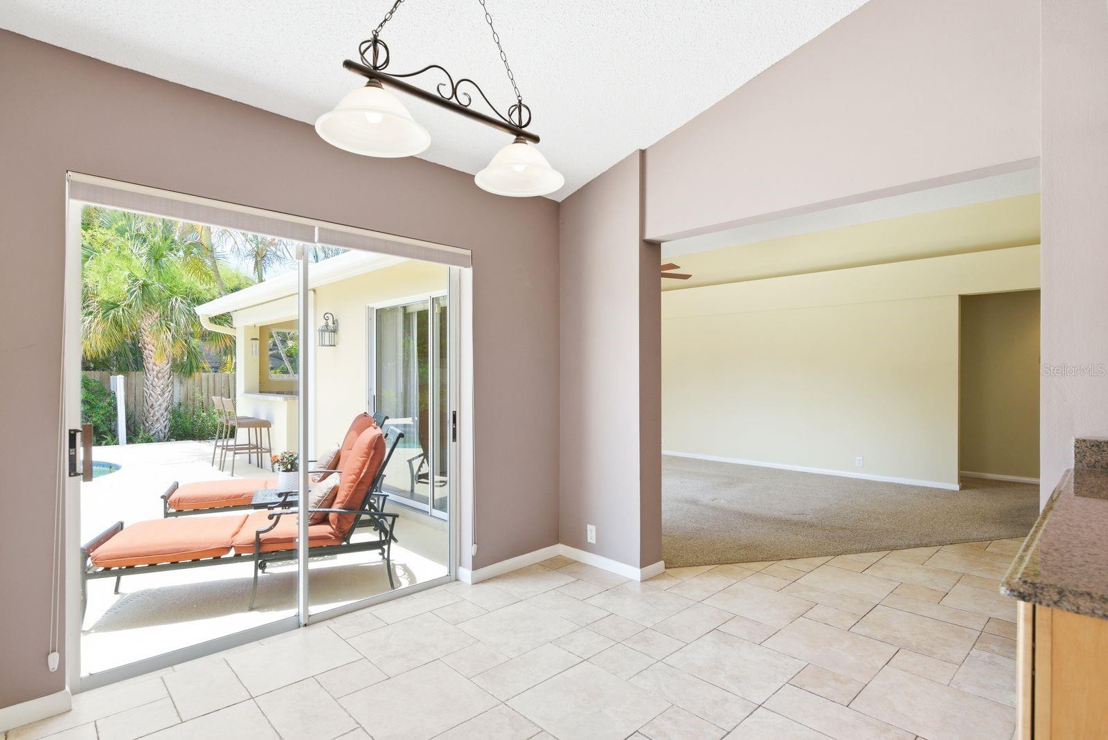 PIPERS MEADOW - Residential