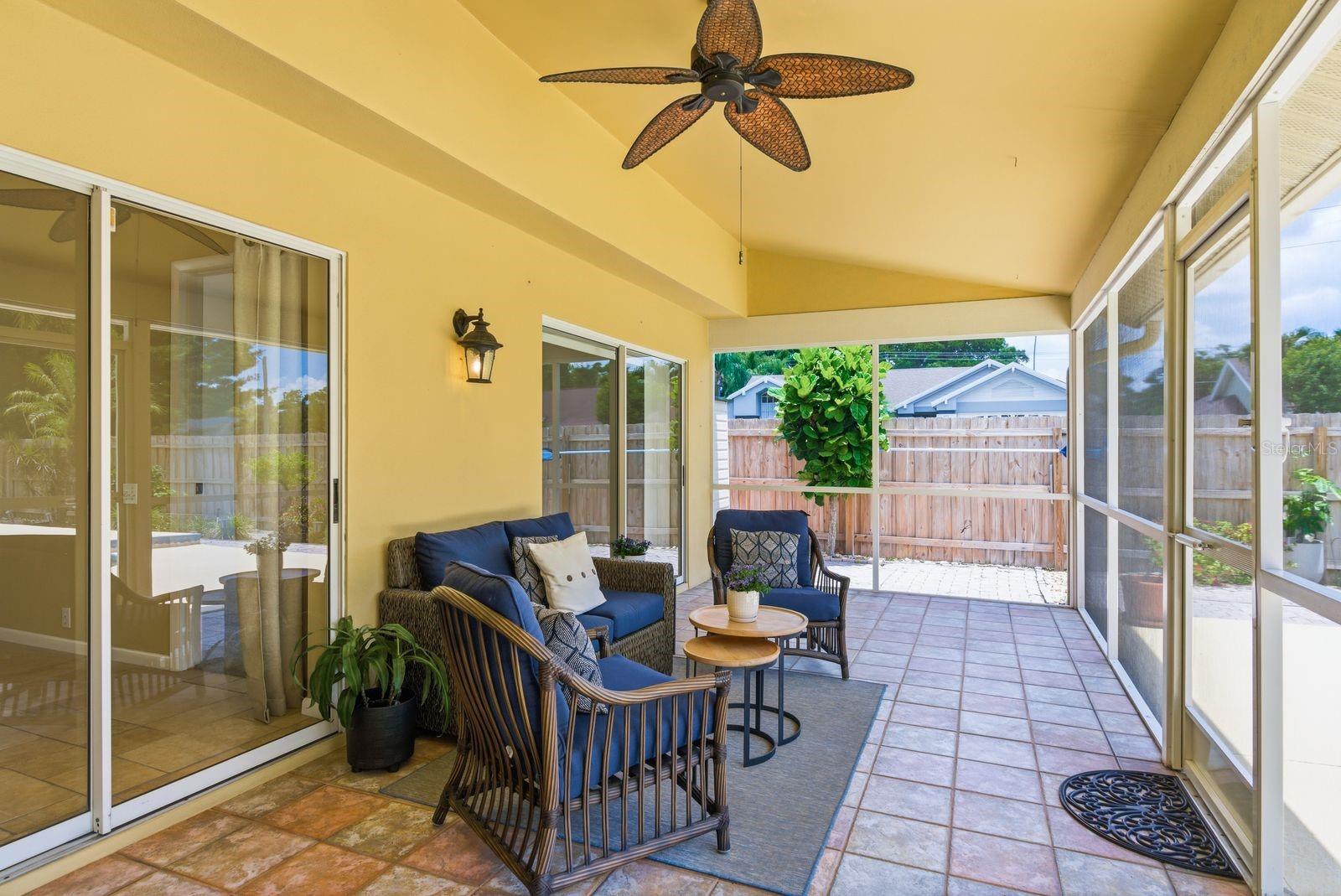 PIPERS MEADOW - Residential