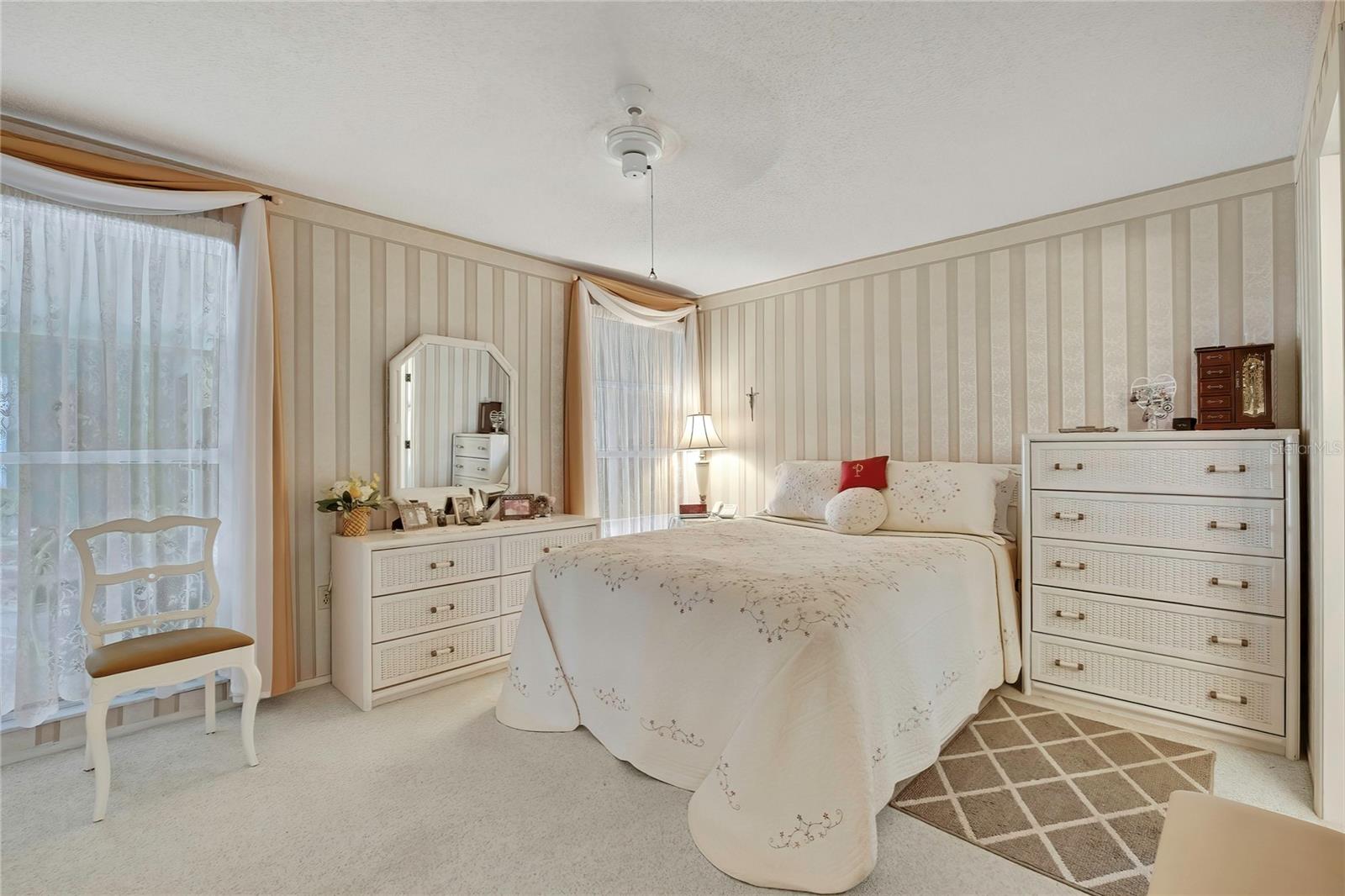 SEVEN SPGS HOMES - Residential