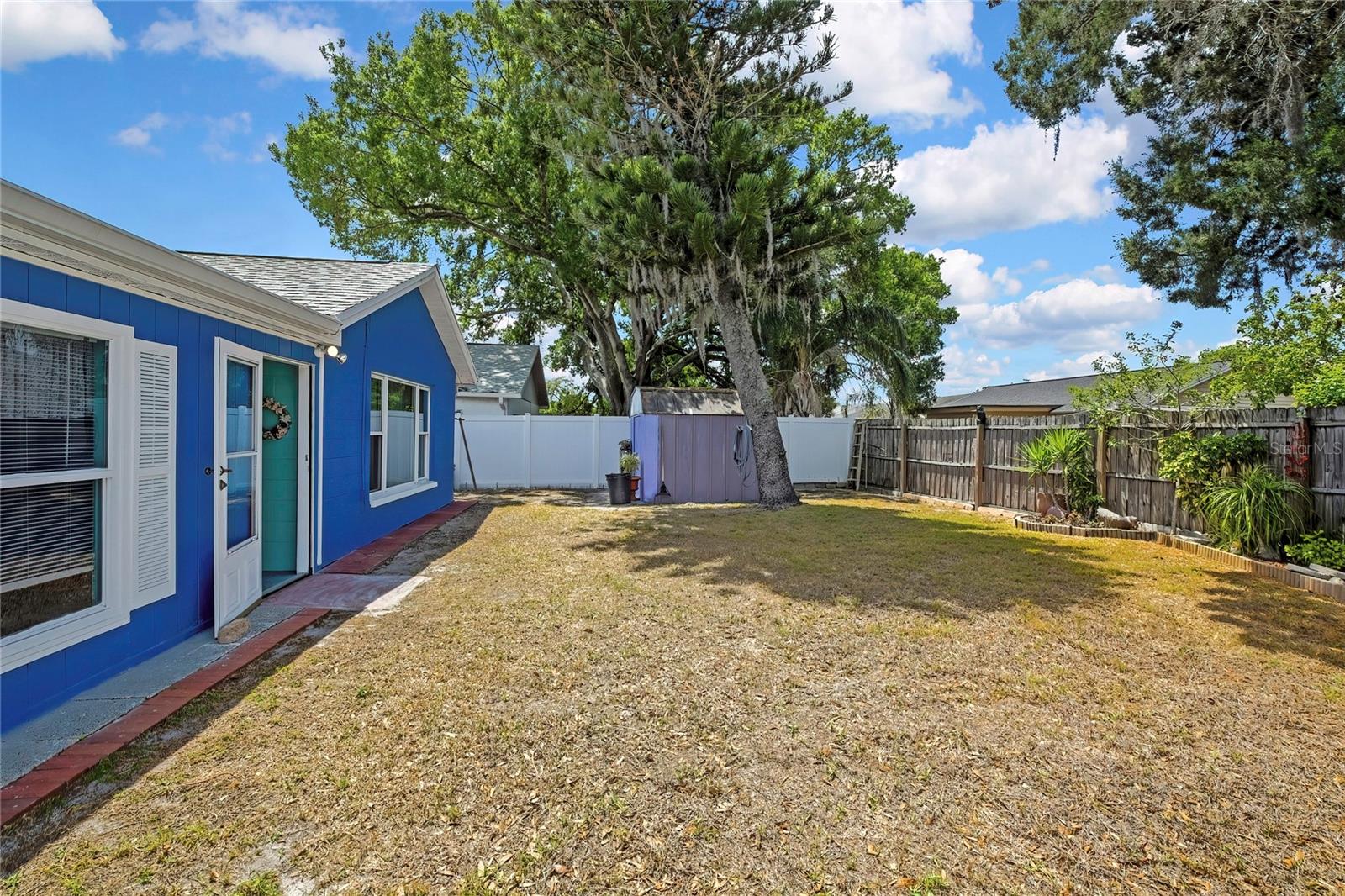 SEVEN SPGS HOMES - Residential