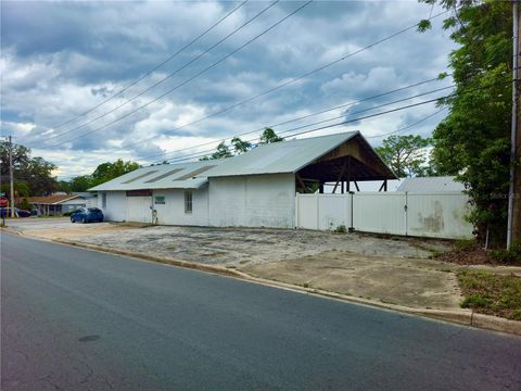 Tiny photo for 1310 1st Ave, Mount Dora, FL 32757 (MLS # O6310894)