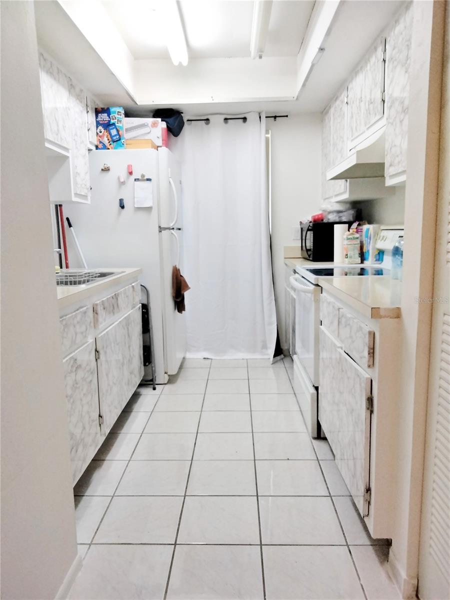 LAS BRISAS VILLAS - Residential