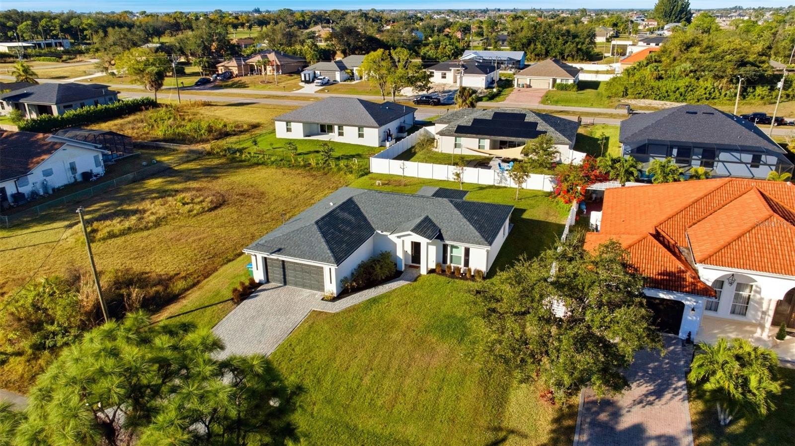 CAPE CORAL - Residential