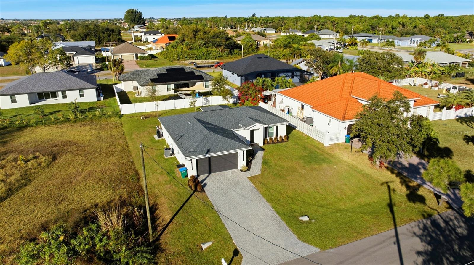 CAPE CORAL - Residential