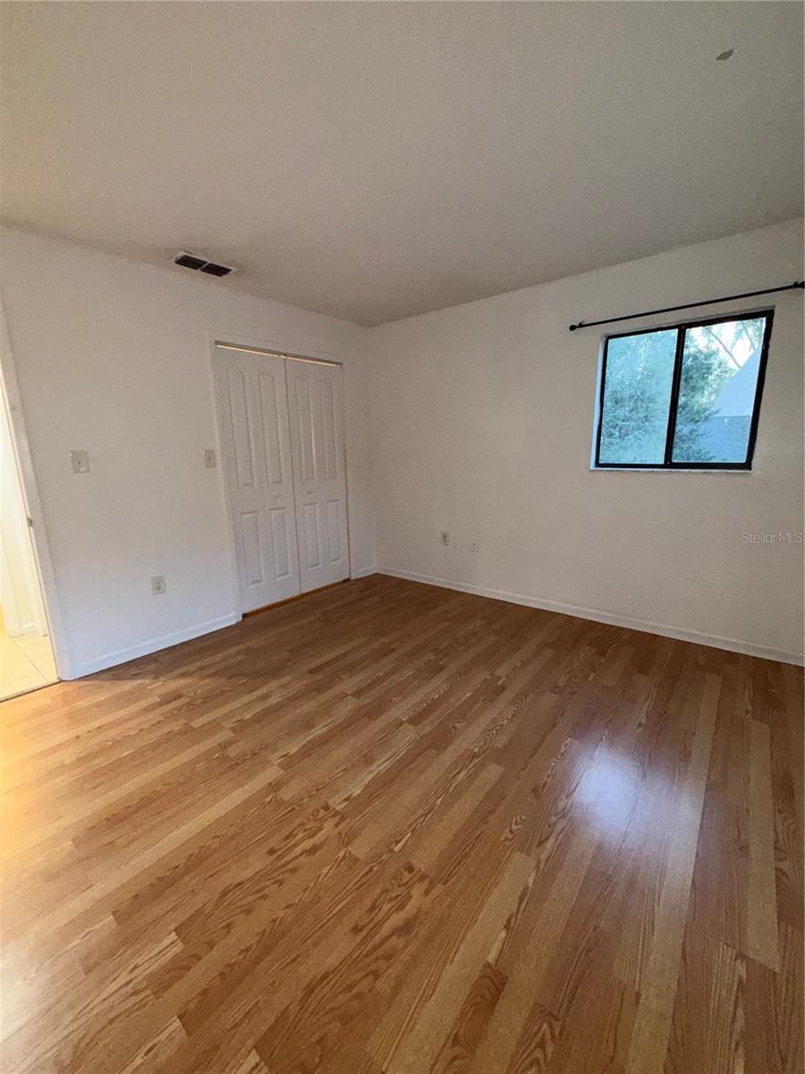 PADDOCK OAKS - Residential Lease