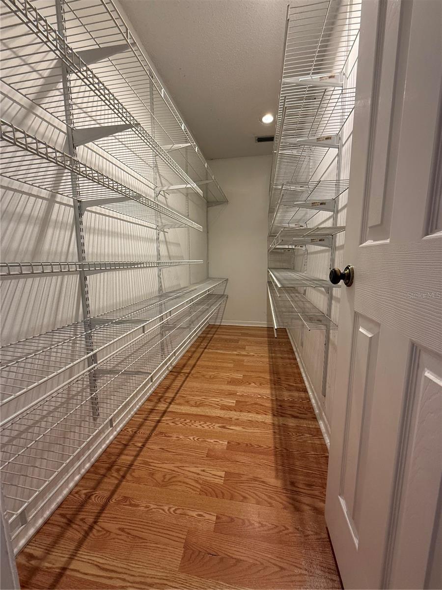 PADDOCK OAKS - Residential Lease