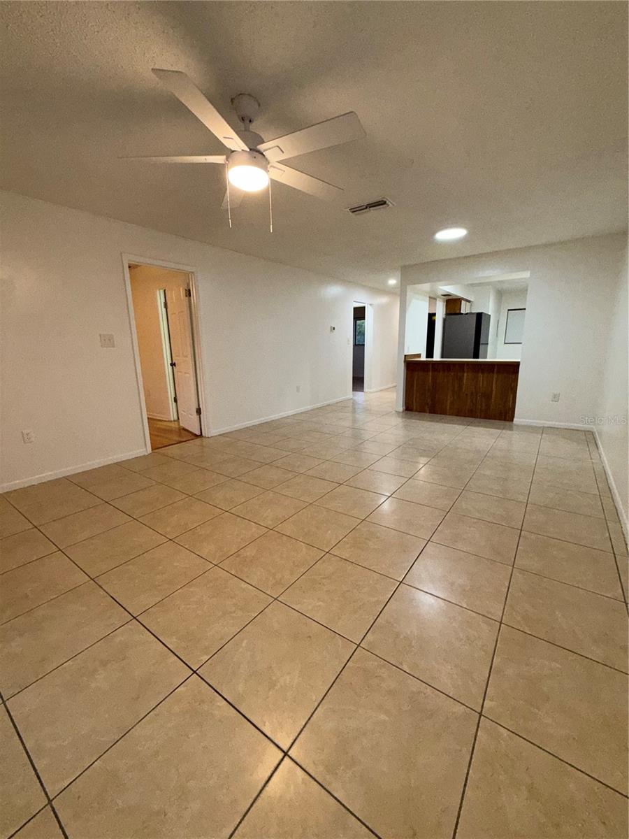 PADDOCK OAKS - Residential Lease