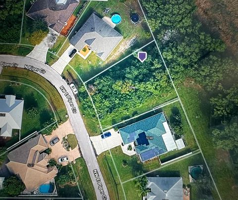 Photo of 5246 NW East Piper Circle, Port Saint Lucie, FL 34986 (MLS # S5154220)