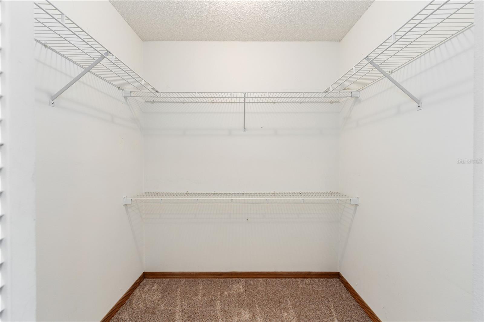 ON TOP OF THE WORLD - Residential