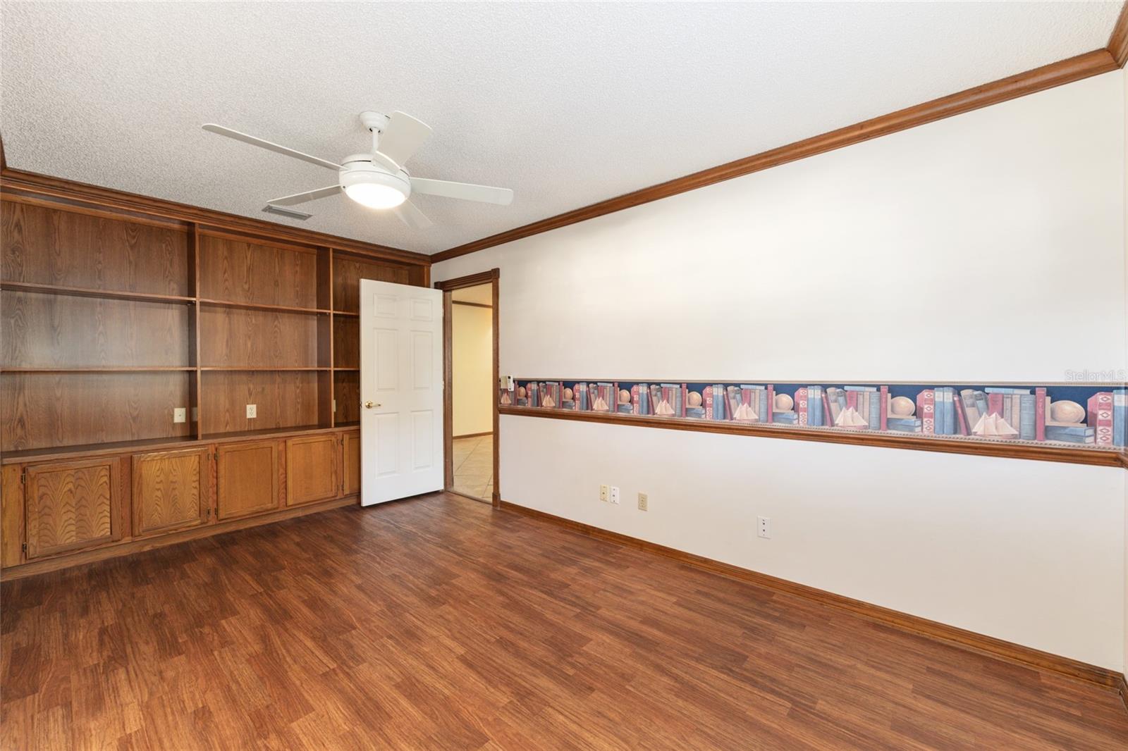 ON TOP OF THE WORLD - Residential