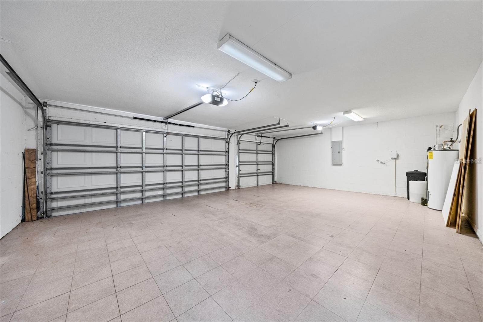 3 Car Garage