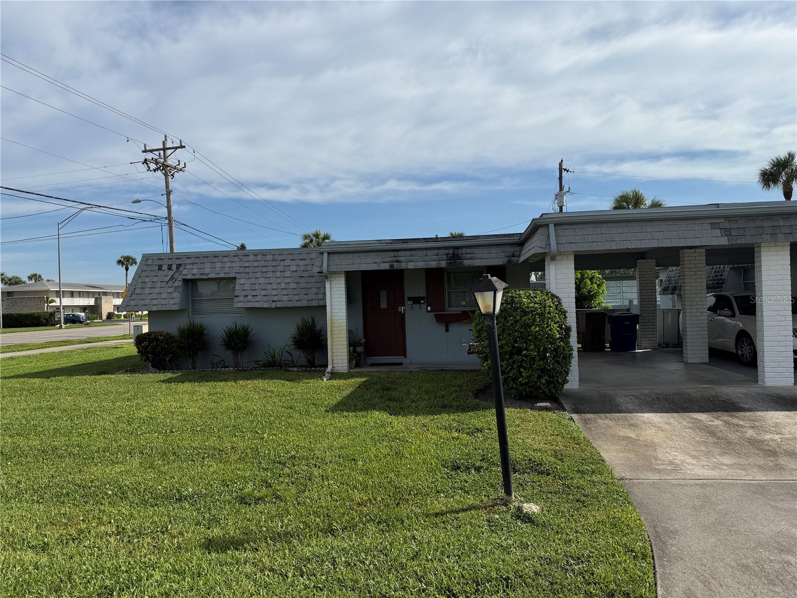 358 EASTON COURT