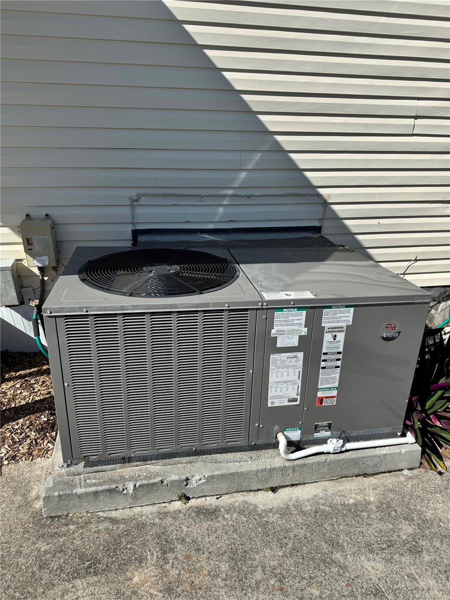 BROOK TO BAY - Residential