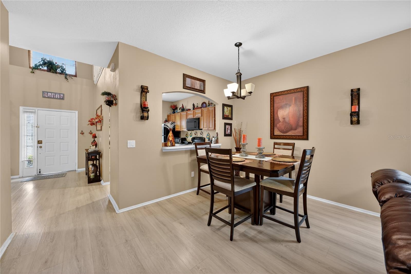 GREENPOINTE - Residential