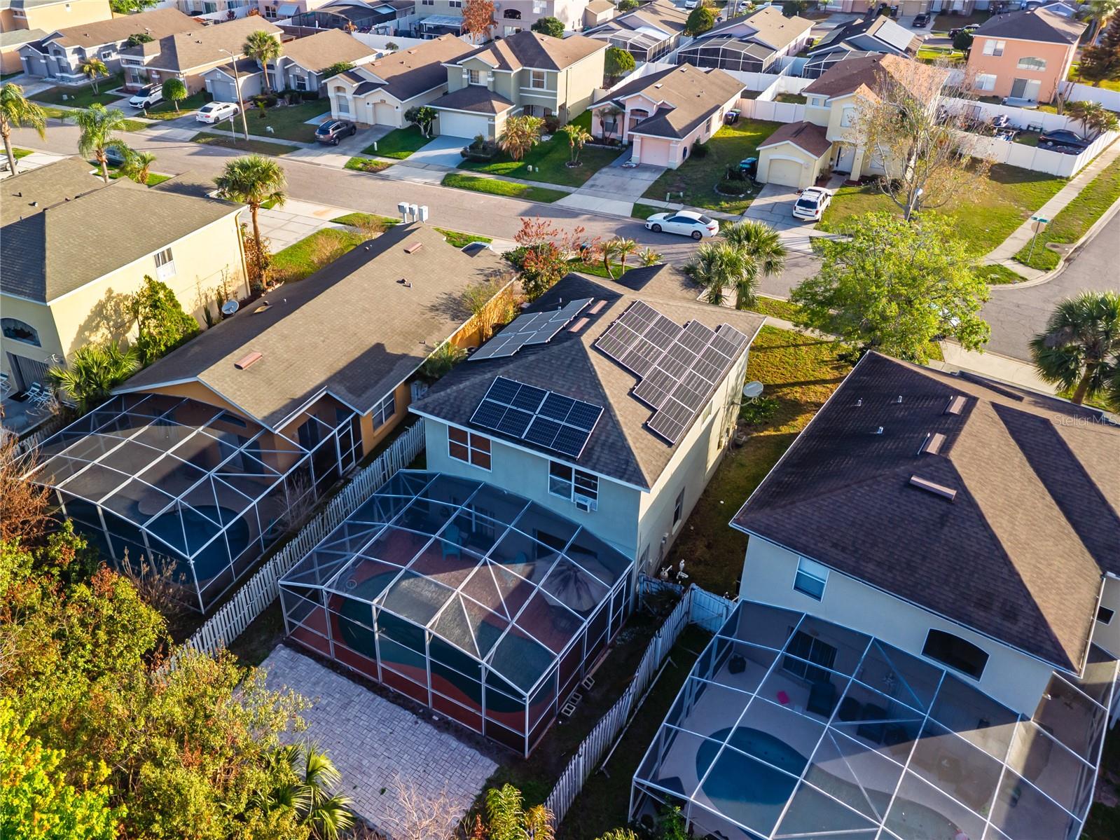 GREENPOINTE - Residential