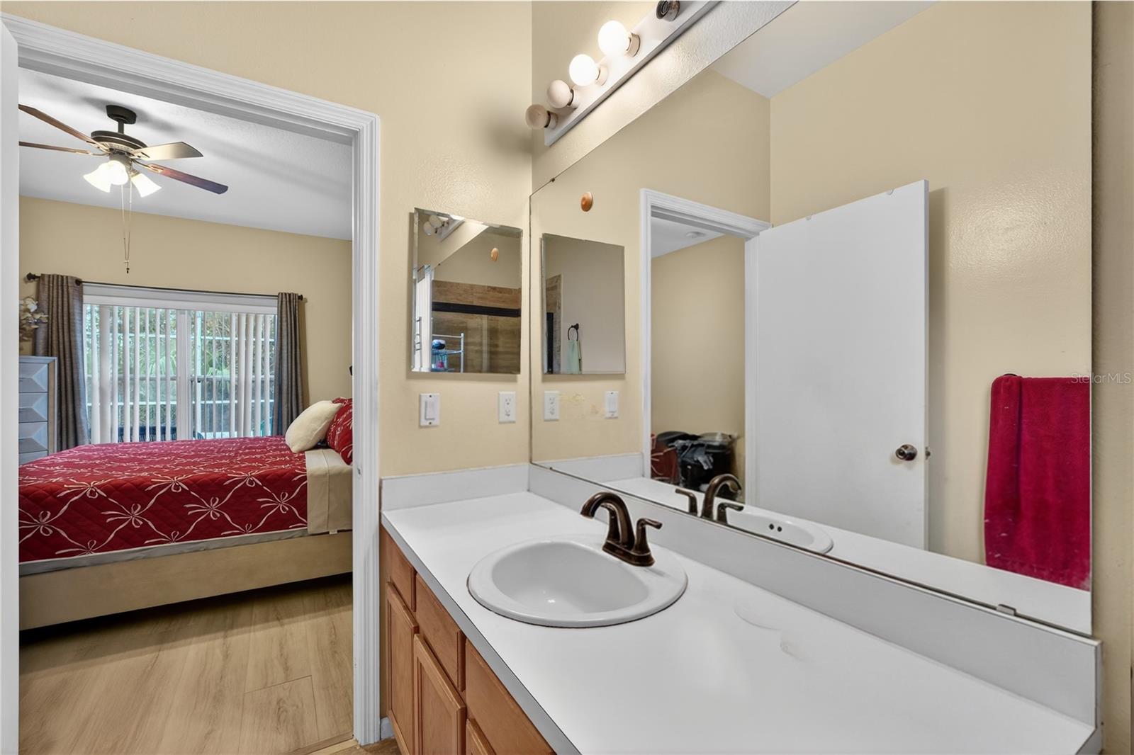 GREENPOINTE - Residential