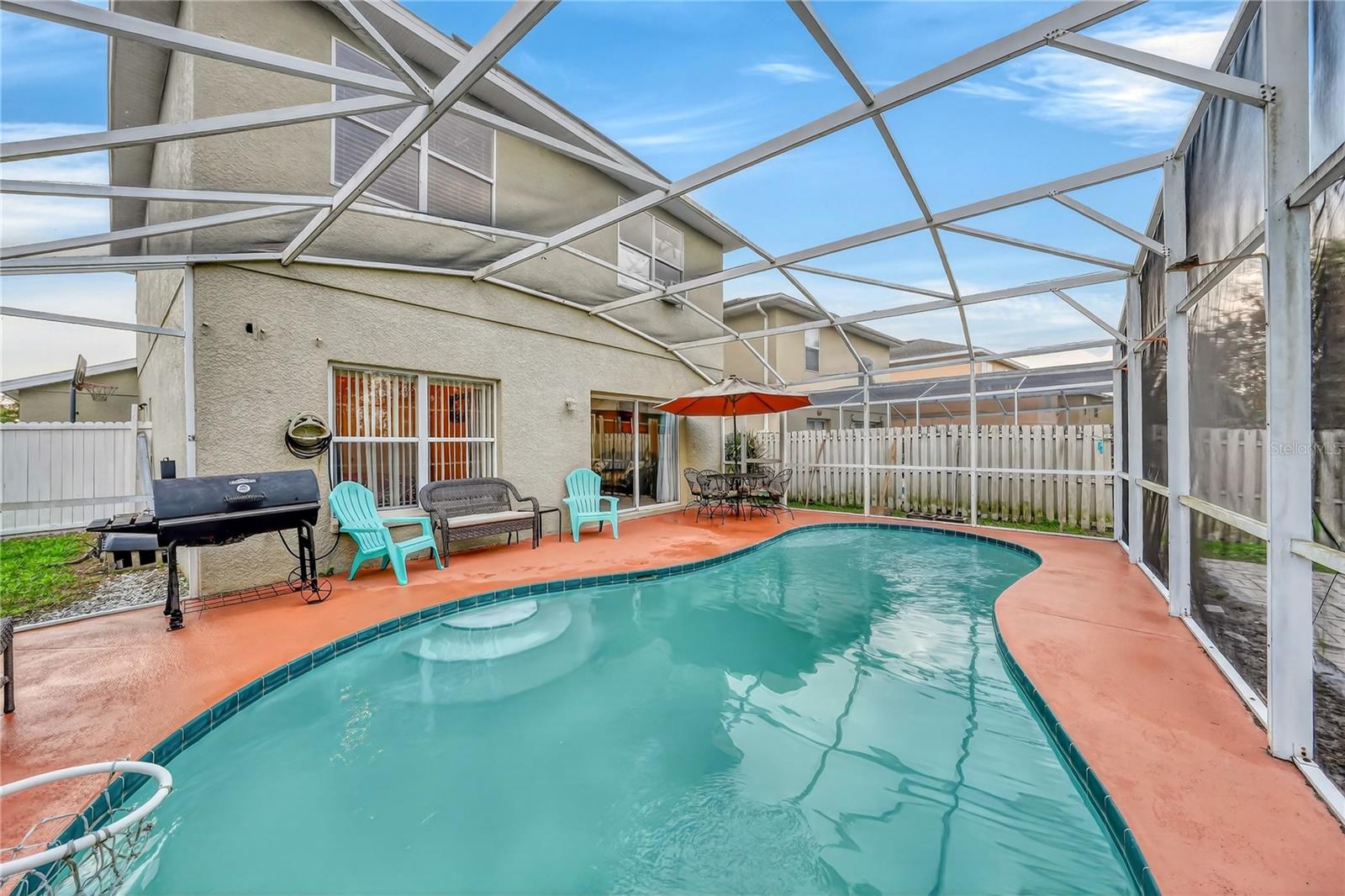 GREENPOINTE - Residential