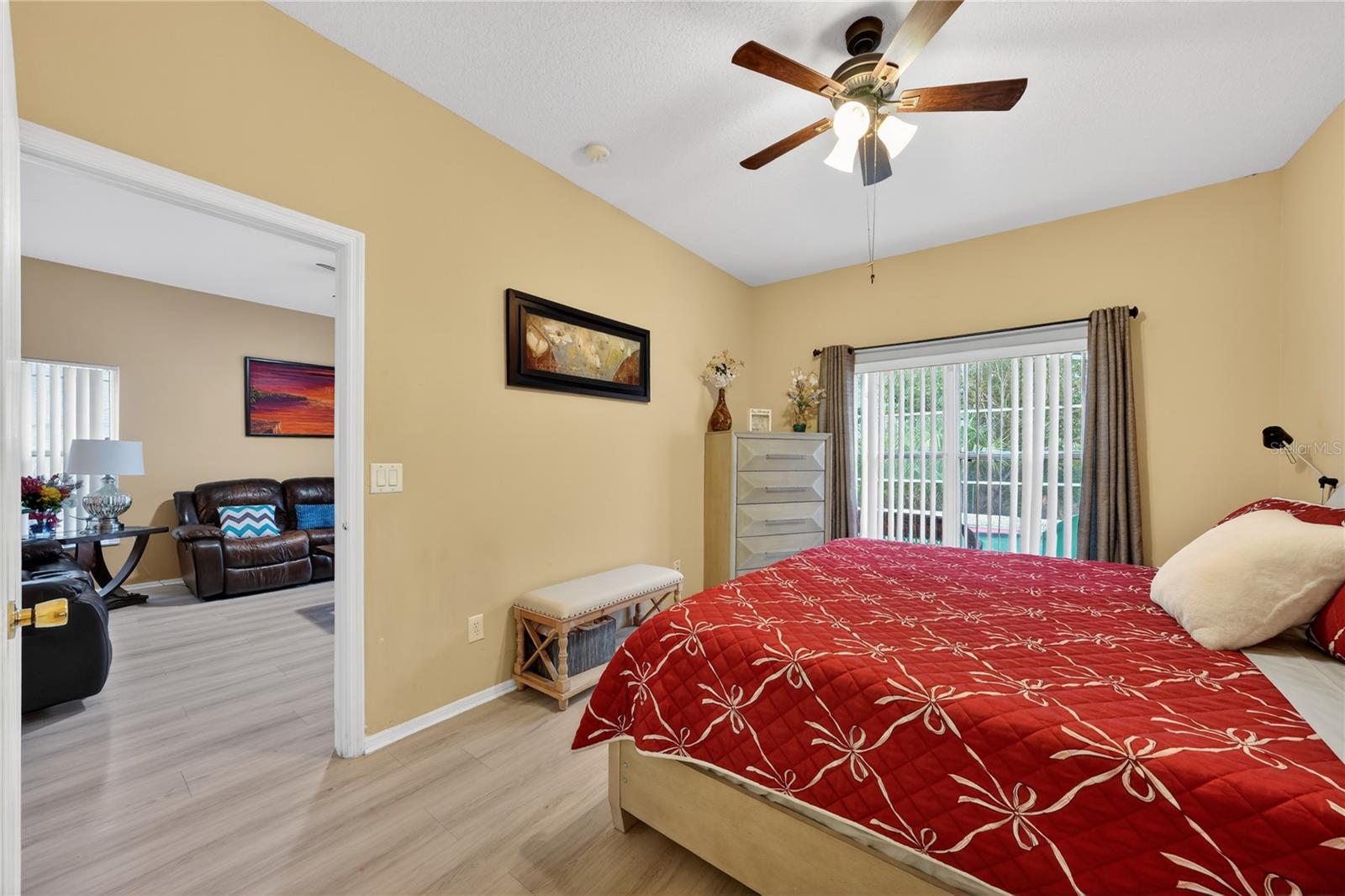 GREENPOINTE - Residential