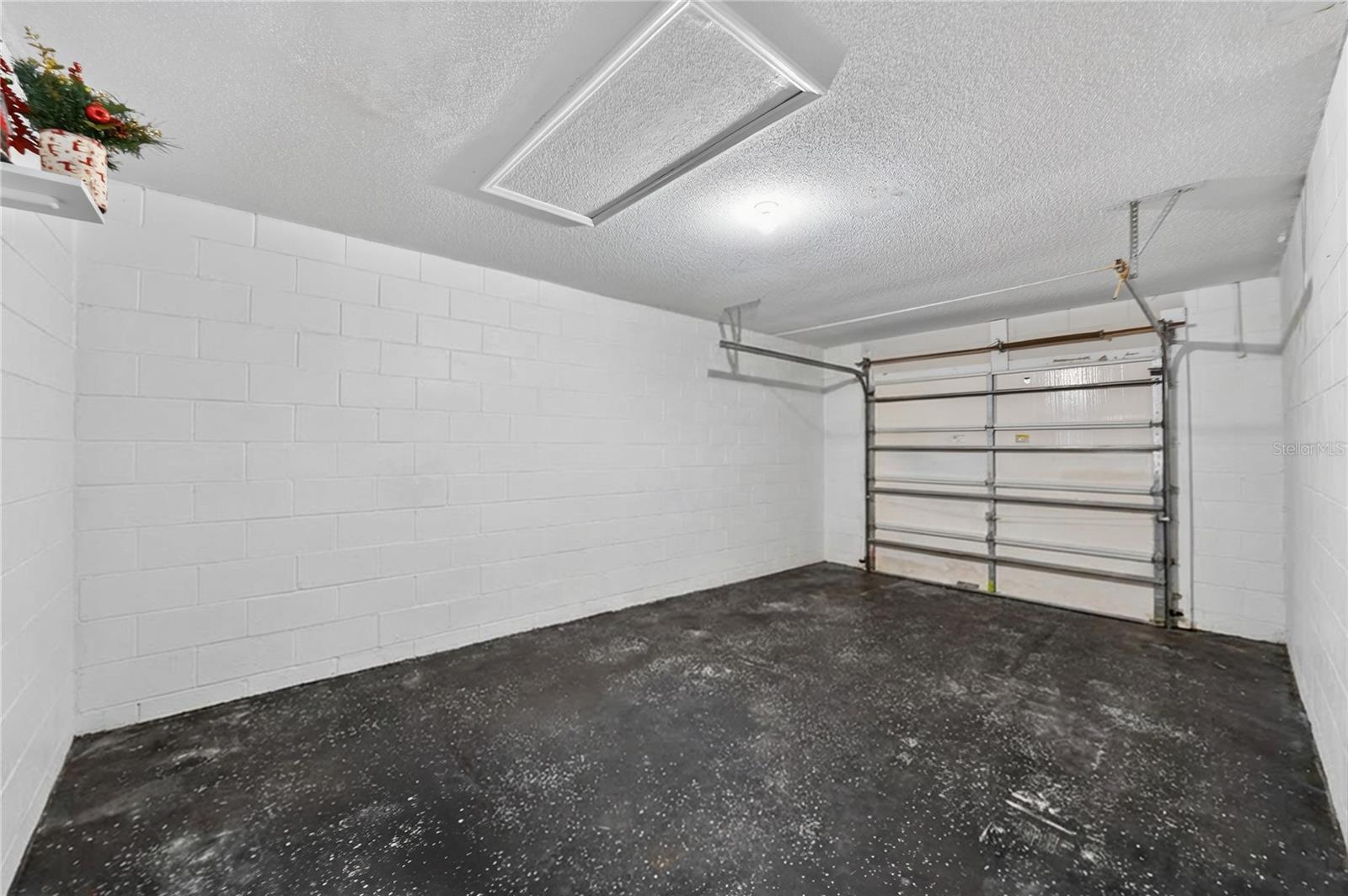 GREENPOINTE - Residential