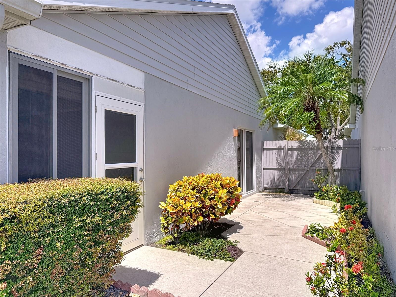 IRONWOOD VILLAS - Residential