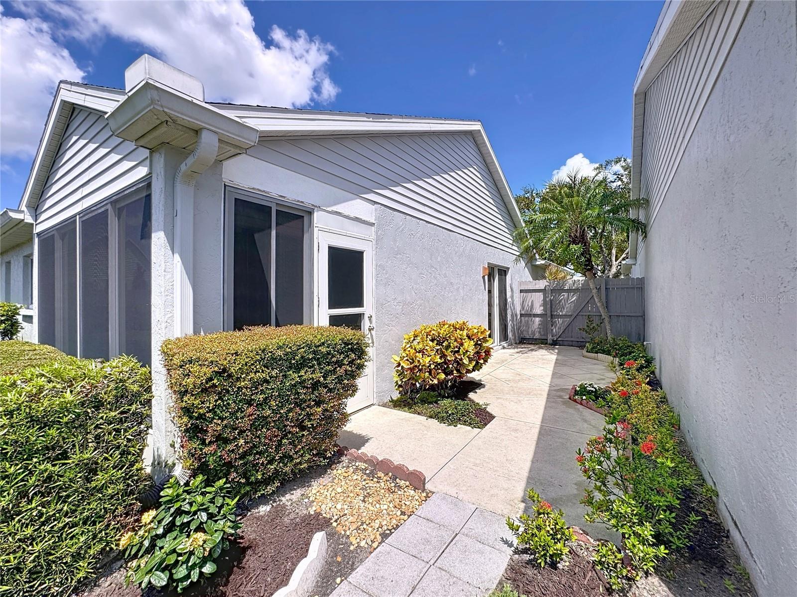 IRONWOOD VILLAS - Residential