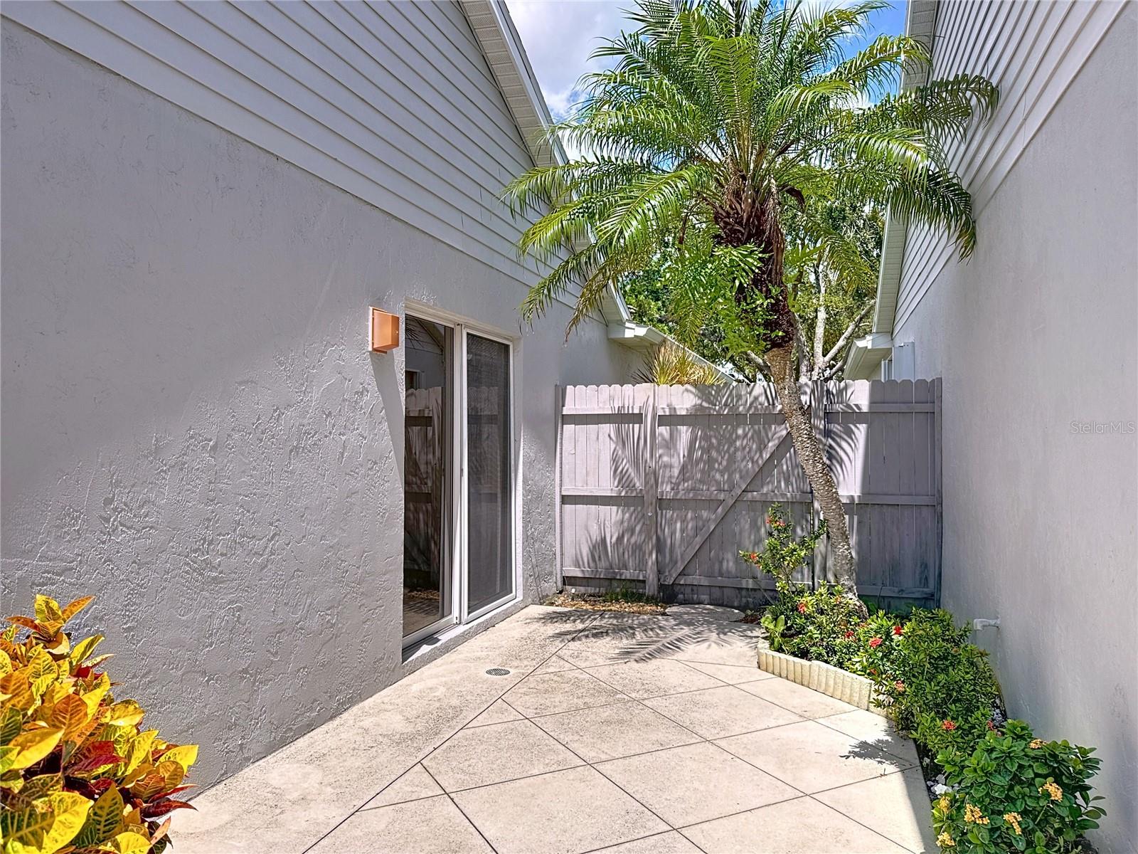 IRONWOOD VILLAS - Residential