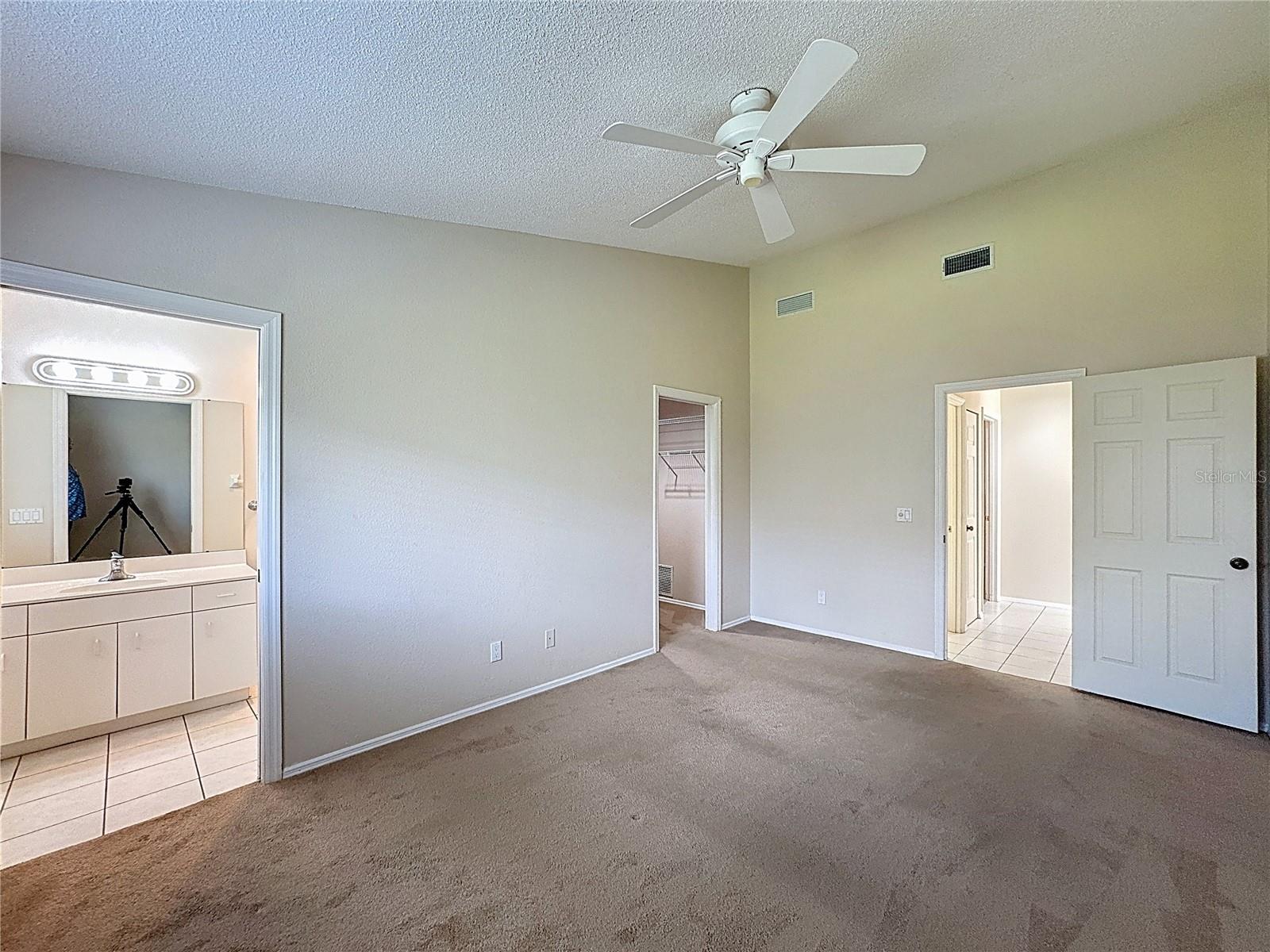 IRONWOOD VILLAS - Residential