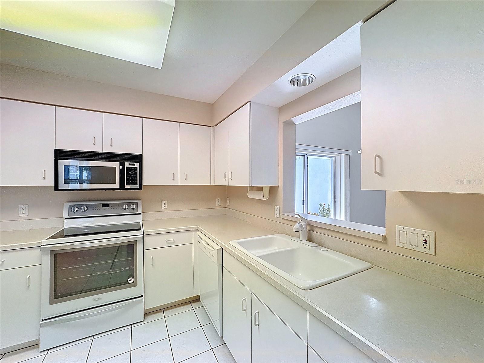 IRONWOOD VILLAS - Residential