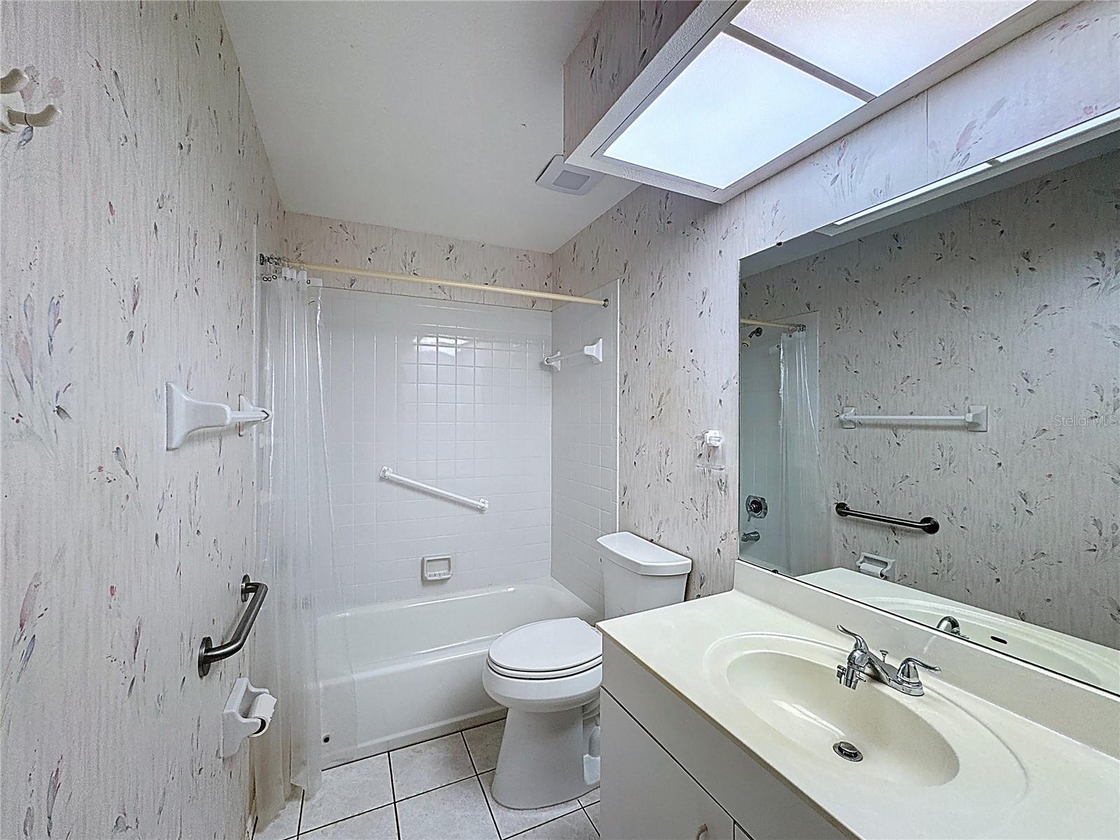 IRONWOOD VILLAS - Residential